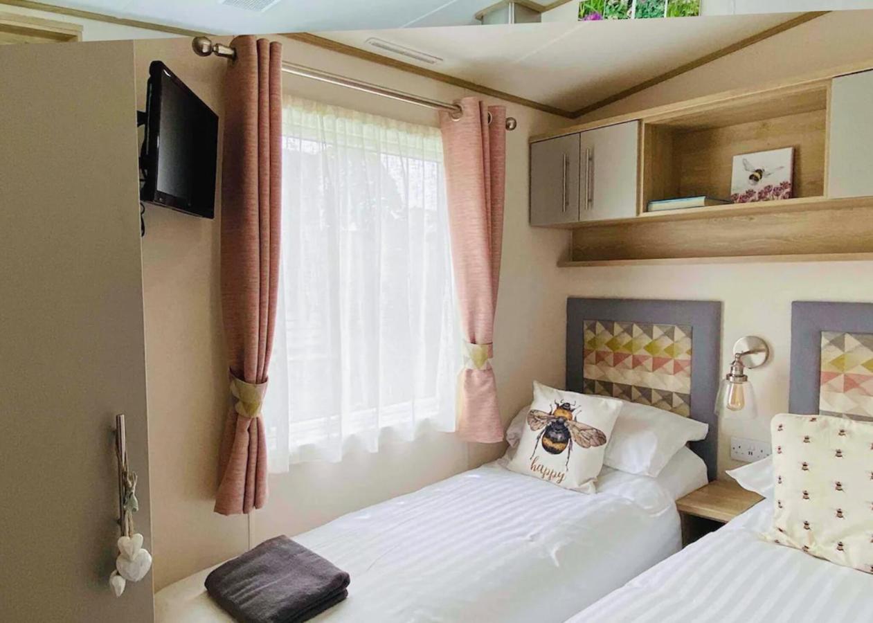 Hotel Docker Holiday Park Carnforth Zewnętrze zdjęcie