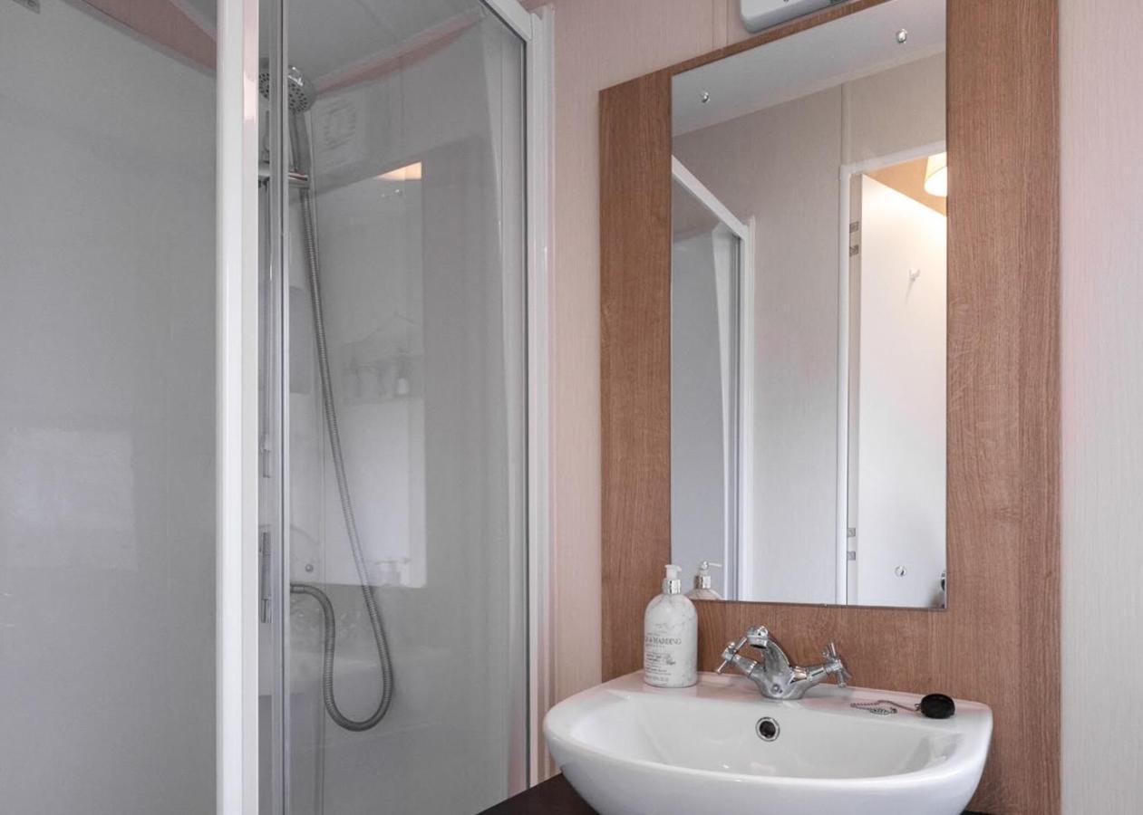 Hotel Docker Holiday Park Carnforth Zewnętrze zdjęcie